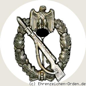 Infanterie Sturmabzeichen in Bronze (Hohlprägung)