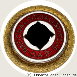 Goldenes Ehrenzeichen der NSDAP große Ausführung