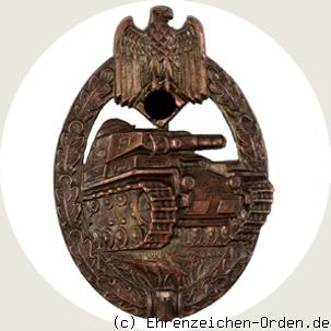 Panzerkampfabzeichen in Bronze ohne Einsatzzahl Hohlprägung