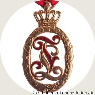 Goldenes Erinnerungszeichen 1906 für Fürstlichkeiten am Ring