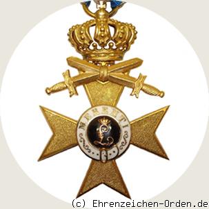 Militärverdienstkreuz 1.Klasse mit Krone und Schwertern  (3.Form 1913)
