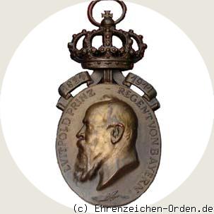 Prinzregent Luitpold Medaille mit der Krone in Bronze