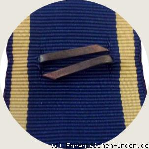 Bewährungsabzeichen zum Kriegsverdienstkreuz 2. Klasse Rückseite