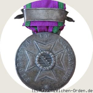 Silberne Verdienstmedaille des Herzoglich Sachsen-Ernestinischen Hausordens mit Schwerterspange 1914/7 Rückseite