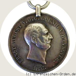 Silberne Verdienstmedaille König Ernst August (kleiner Kopf) 1841