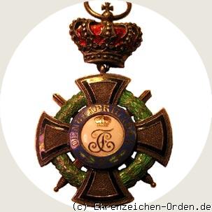 Fürstlicher Hausorden von Hohenzollern Ehrenkreuz 3. Klasse mit Krone und Schwertern Rückseite