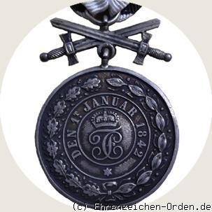 Fürstlicher Hausorden von Hohenzollern Silberne Verdienstmedaille mit Schwertern 3.Modell 2. Ausgabe Rückseite