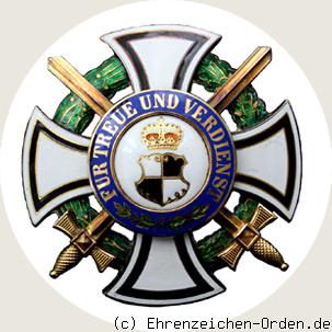 Fürstlicher Hausorden von Hohenzollern Ehrenkreuz 1. Klasse mit Schwertern