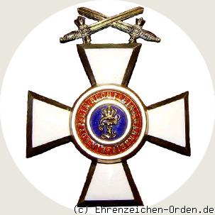 Oldenburger Haus-und Verdienstorden Offizierskreuz mit Schwertern am Ring